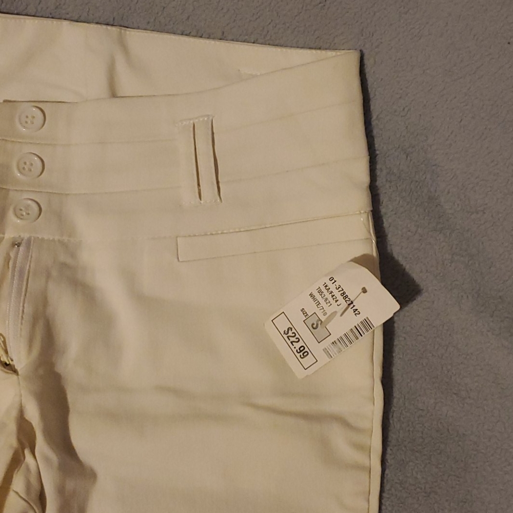 Pants - Picture 6 of 8
